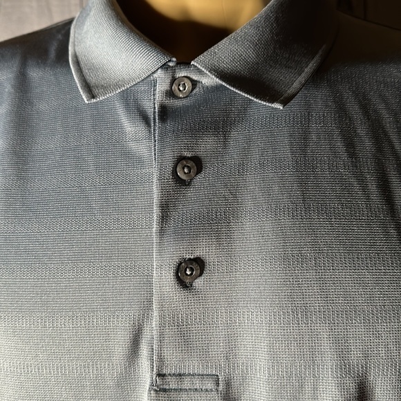 Men’s PGA Tour AirFlux Polo. Gray/Silver. Size Large.‎ - Picture 4 of 5